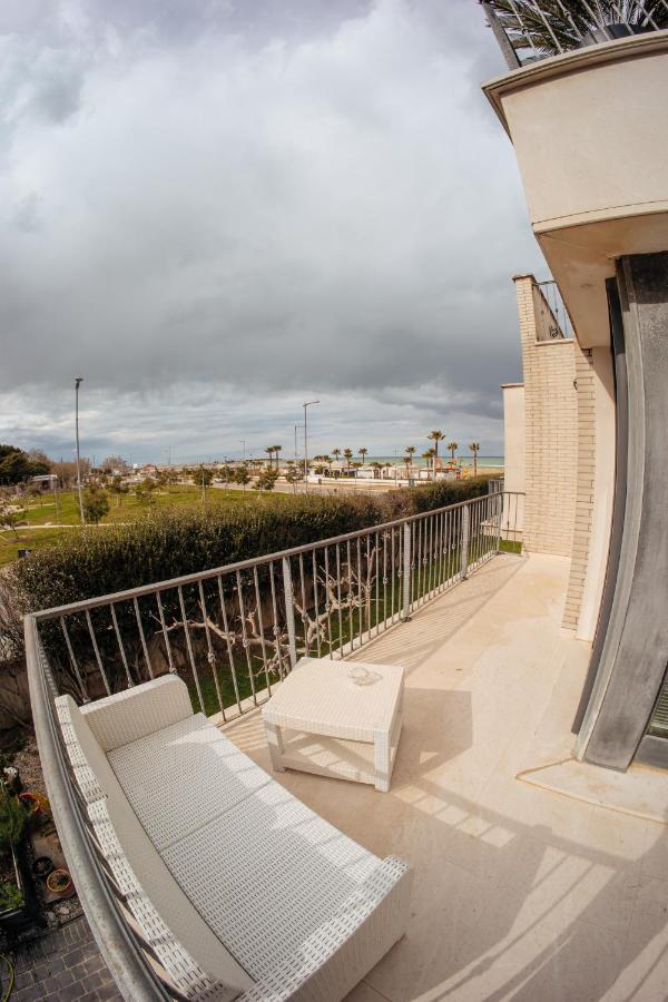 Il Sorriso Di Angelina Bed & Breakfast Pescara Exterior photo